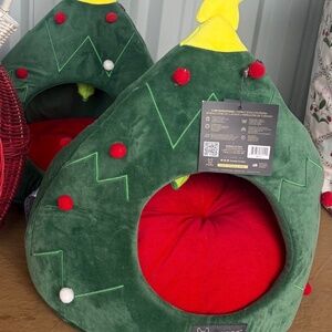 Christmas Cat House